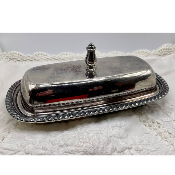 Vintage Onieda Silver-plated Butter Dish - Picture 1 of 4
